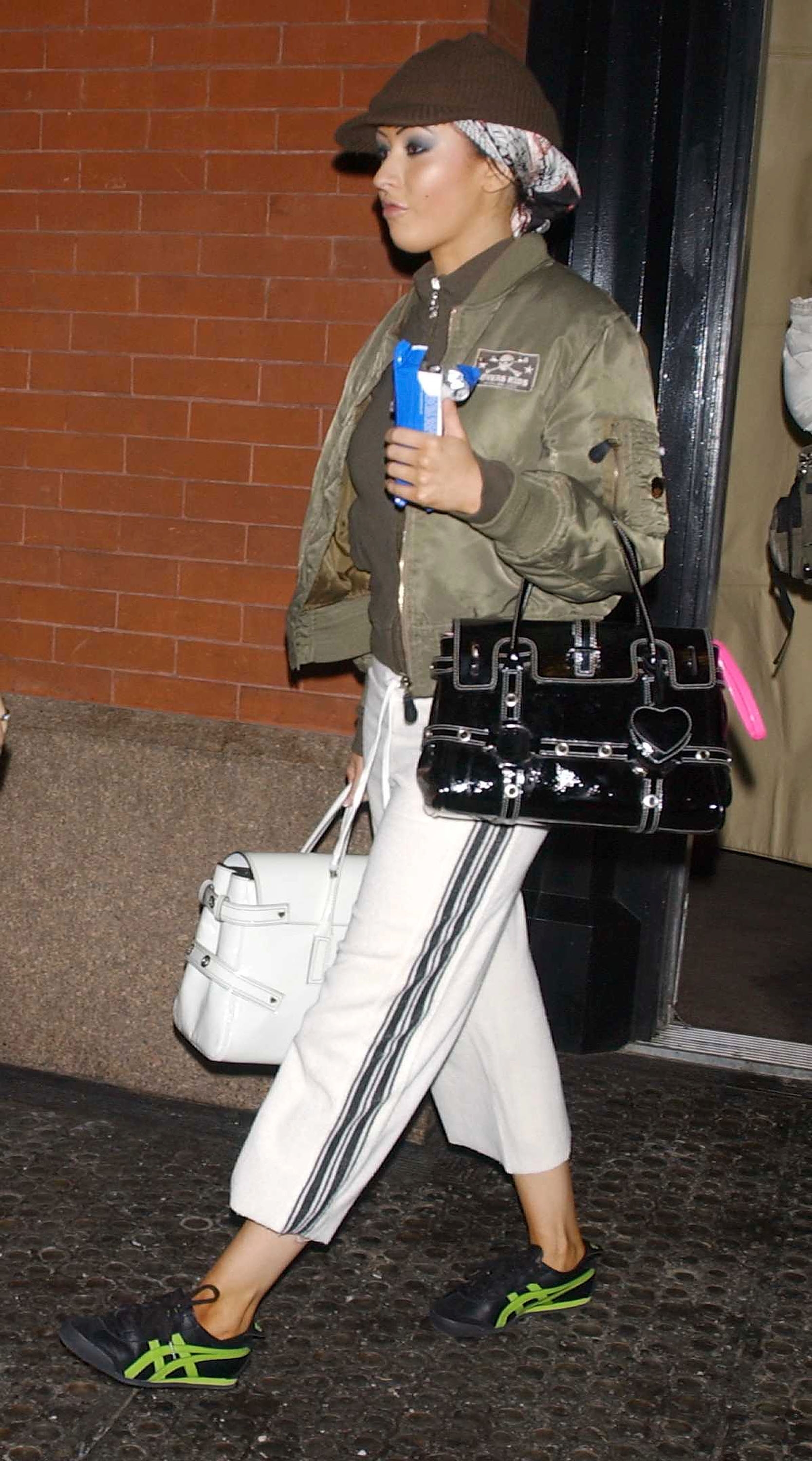 001_405.jpg 001_405.jpg