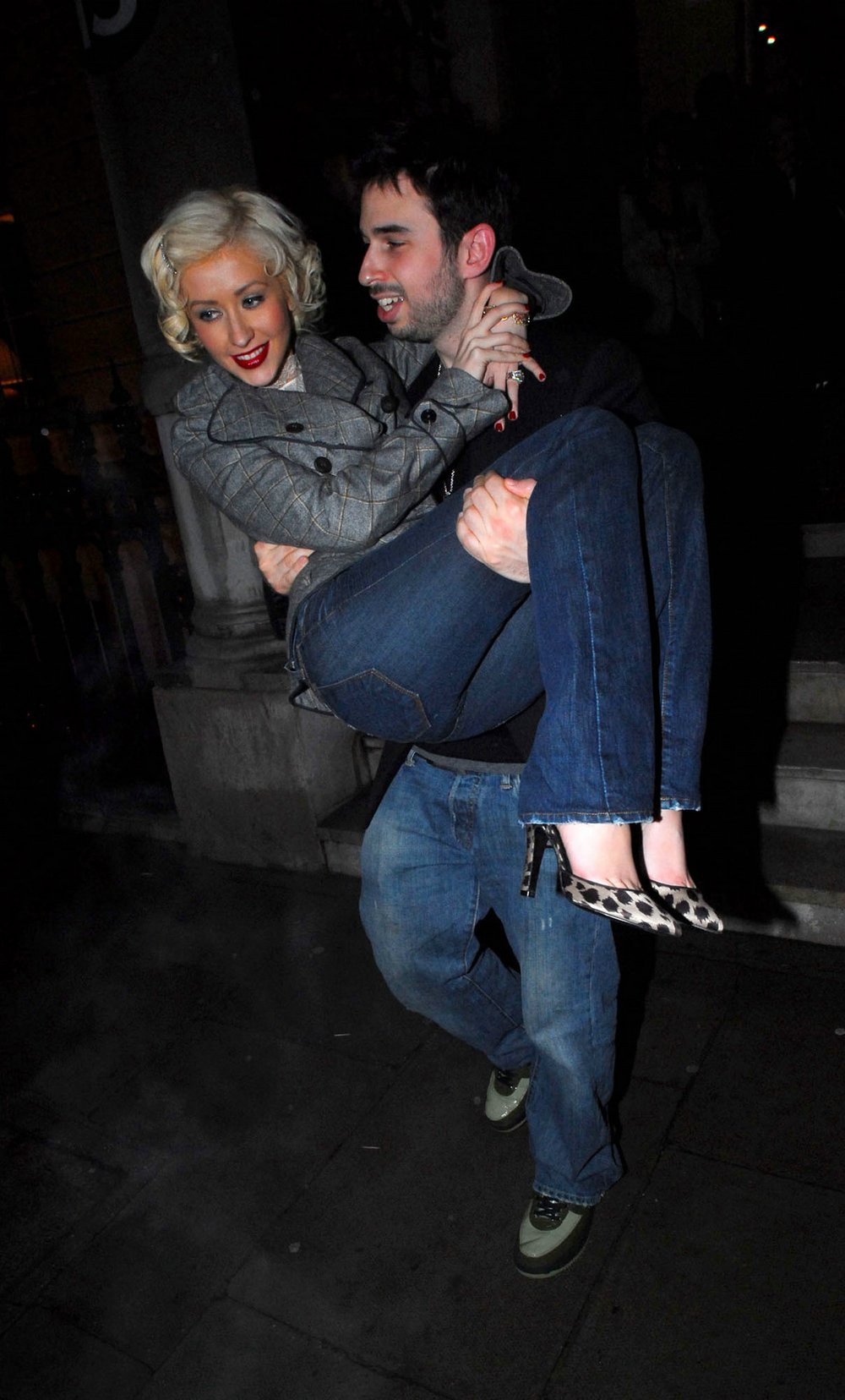 005_32.jpg 005_32.jpg