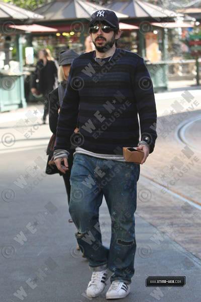 02~198.jpg 02~198.jpg