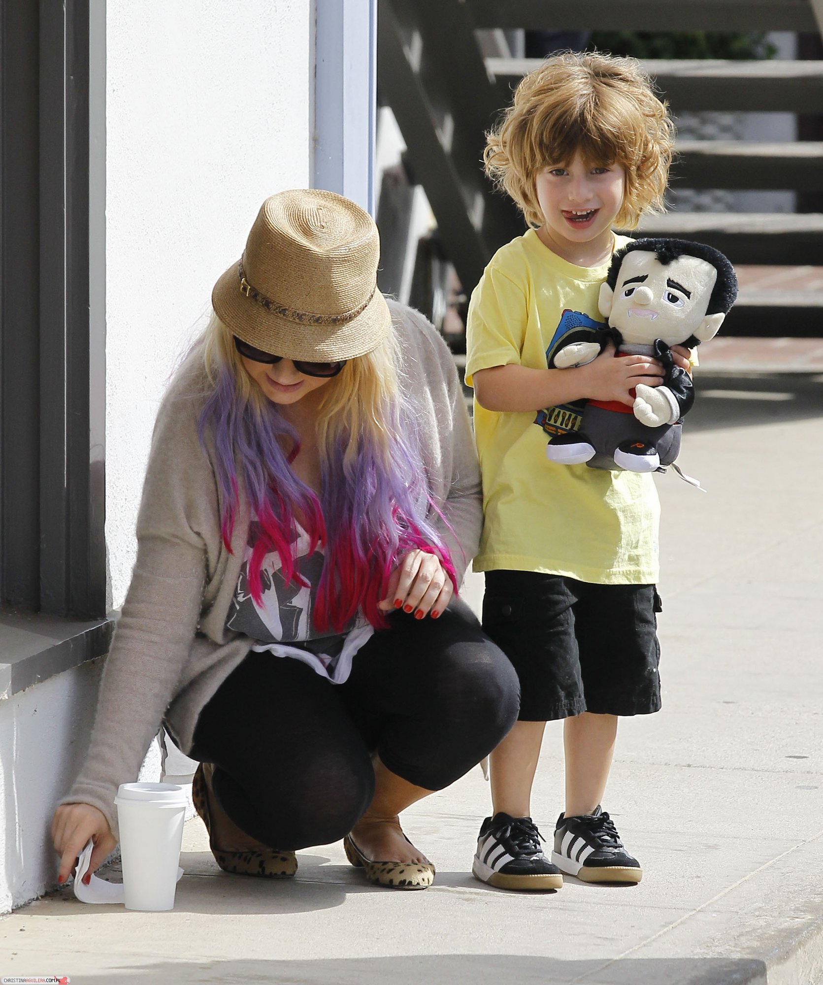 052009.jpg 052009.jpg