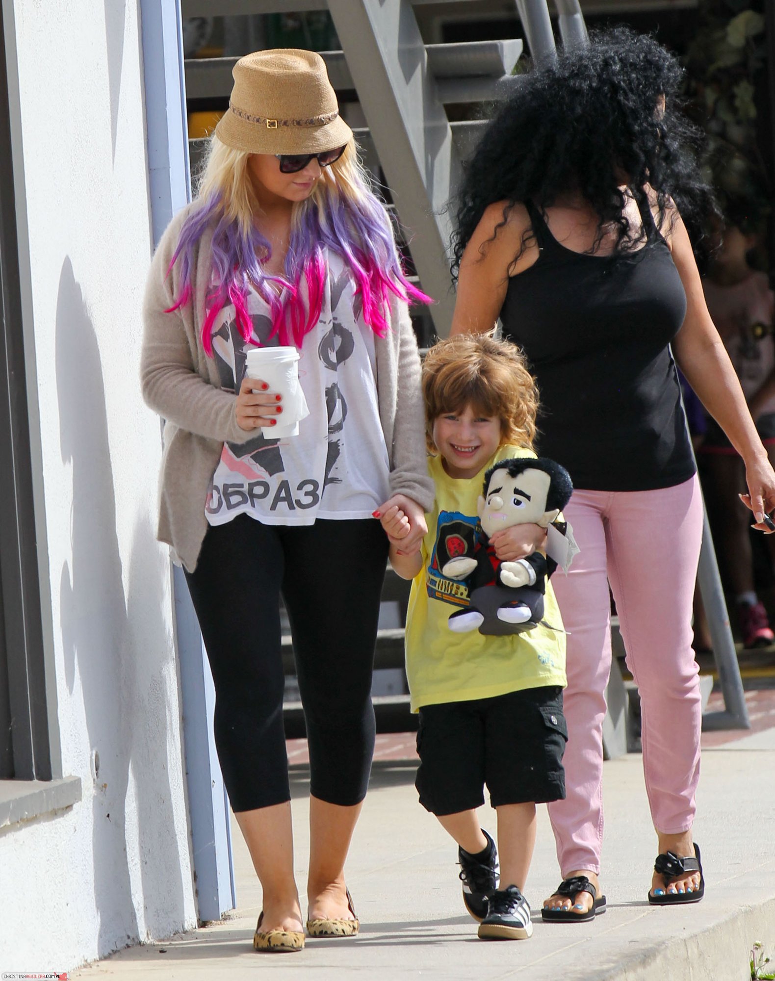 052032.jpg 052032.jpg