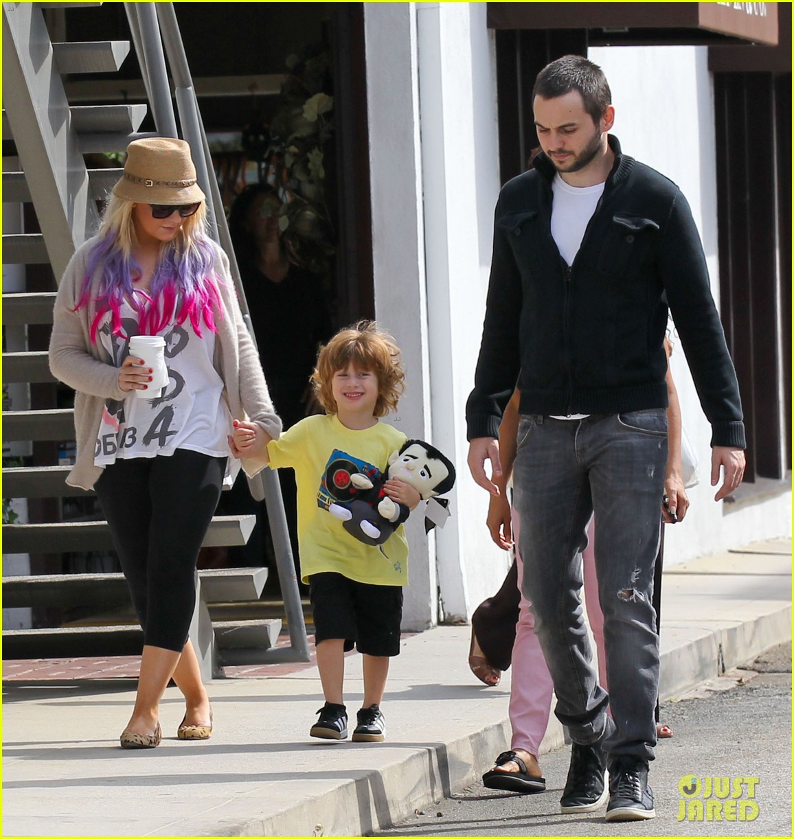 052064.jpg 052064.jpg