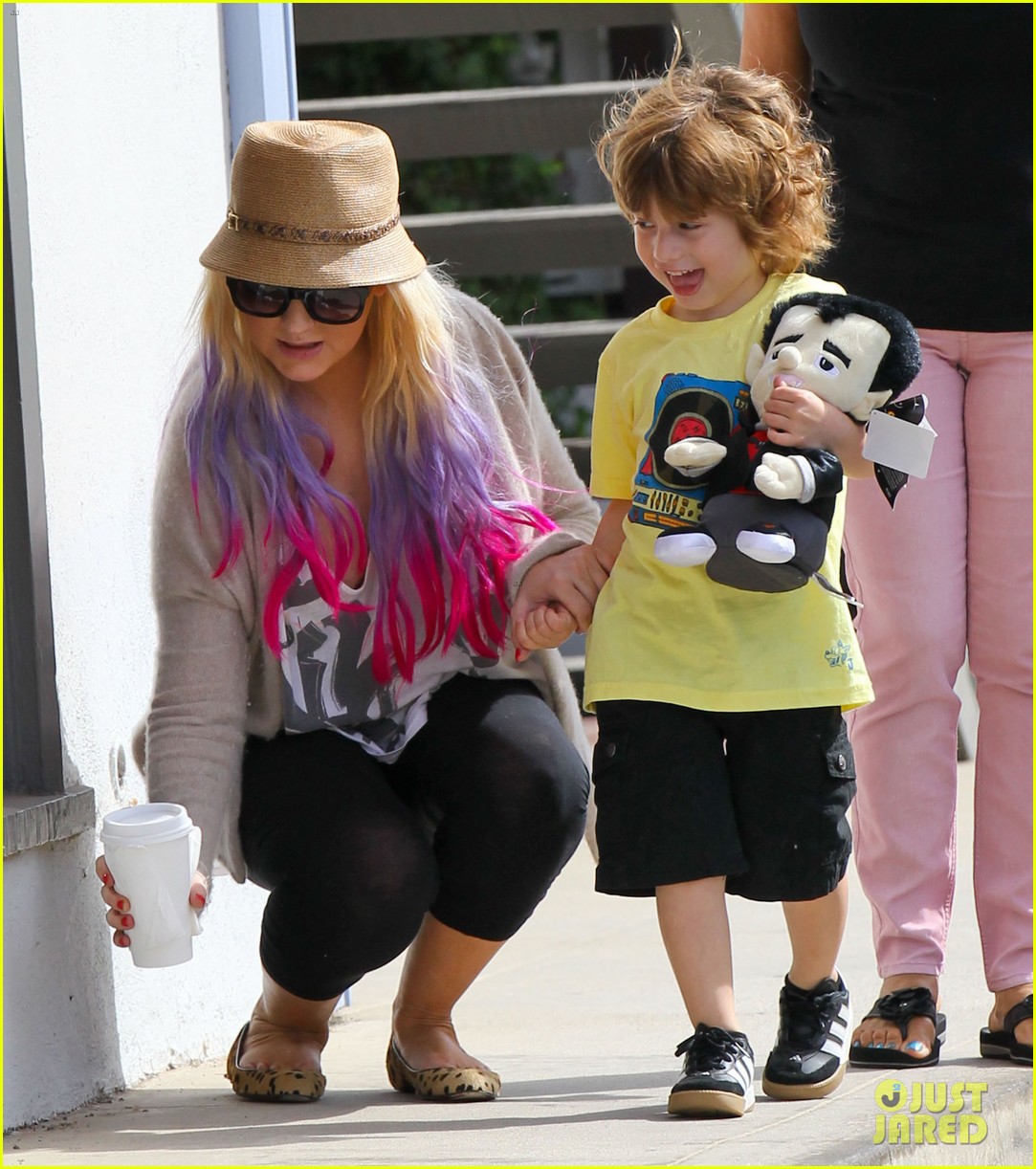 052069.jpg 052069.jpg