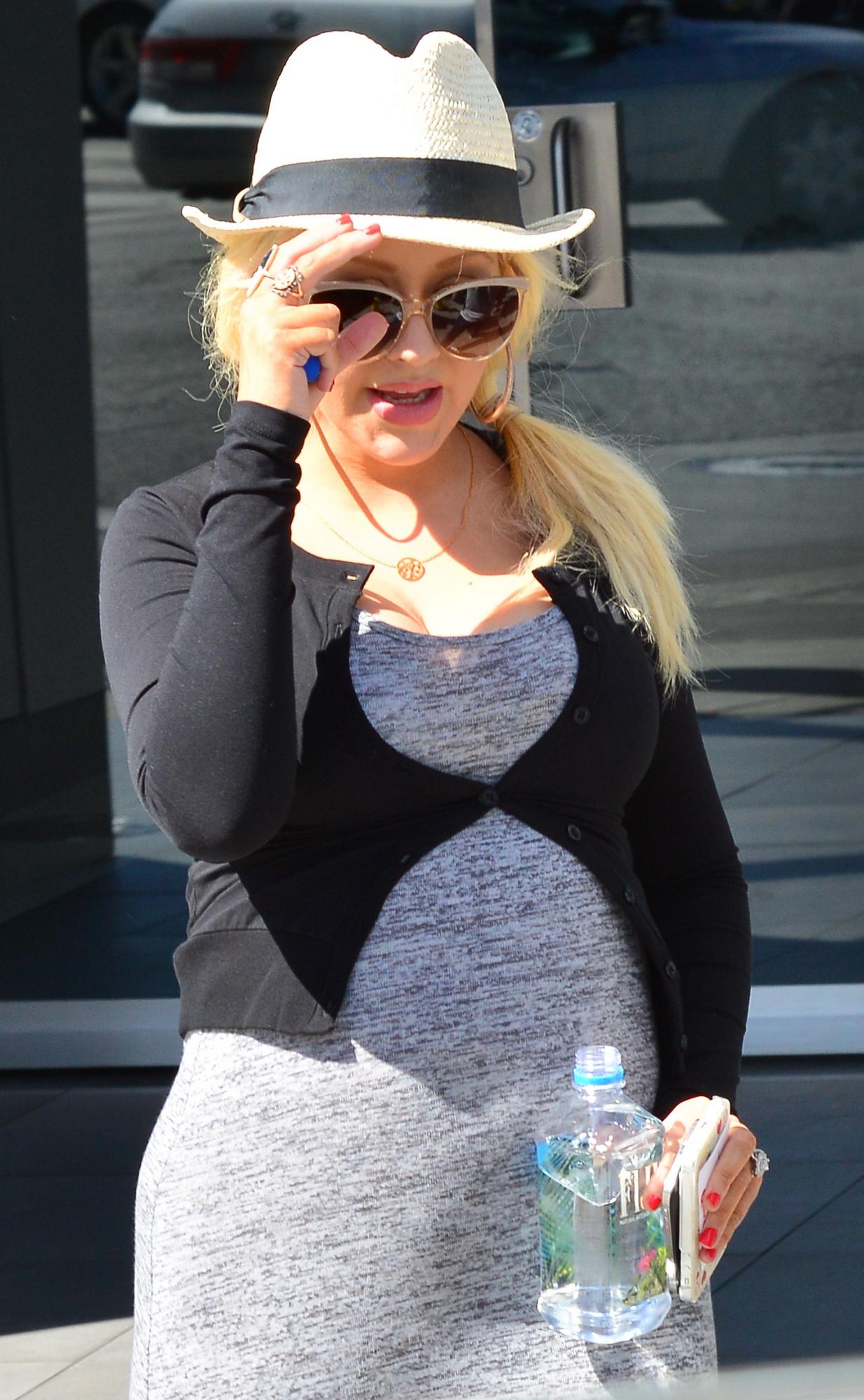 074175012.jpg 074175012.jpg