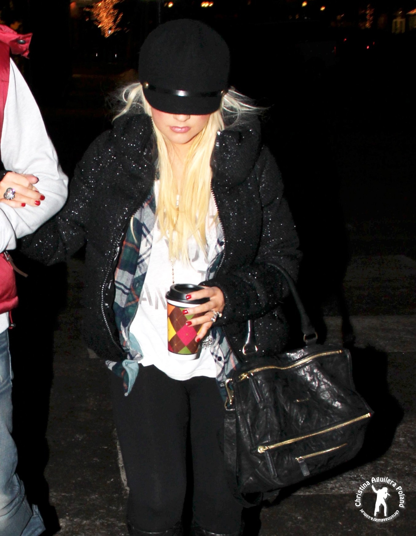 087965002.jpg 087965002.jpg