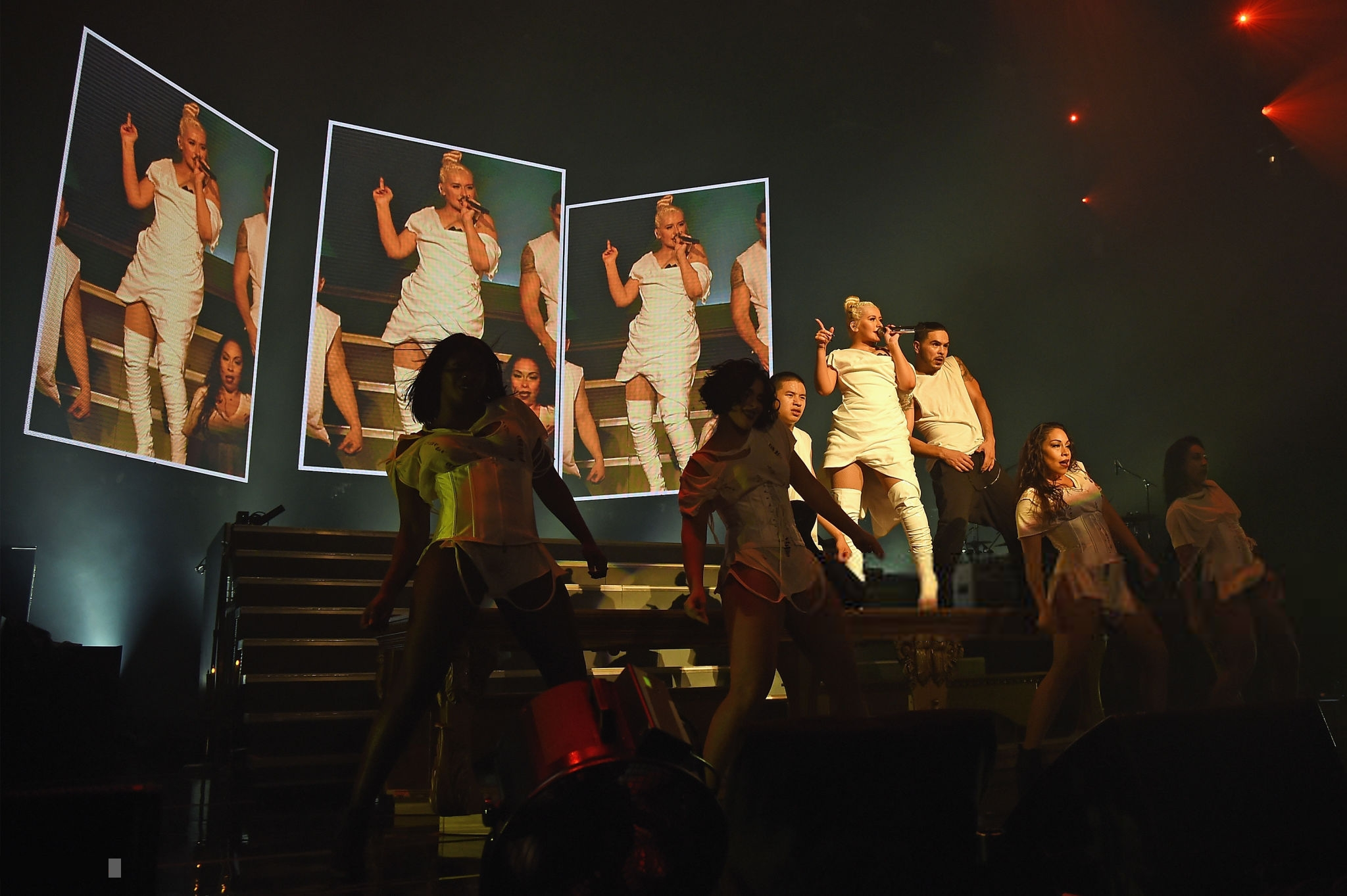 1045307806.png 1045307806.png