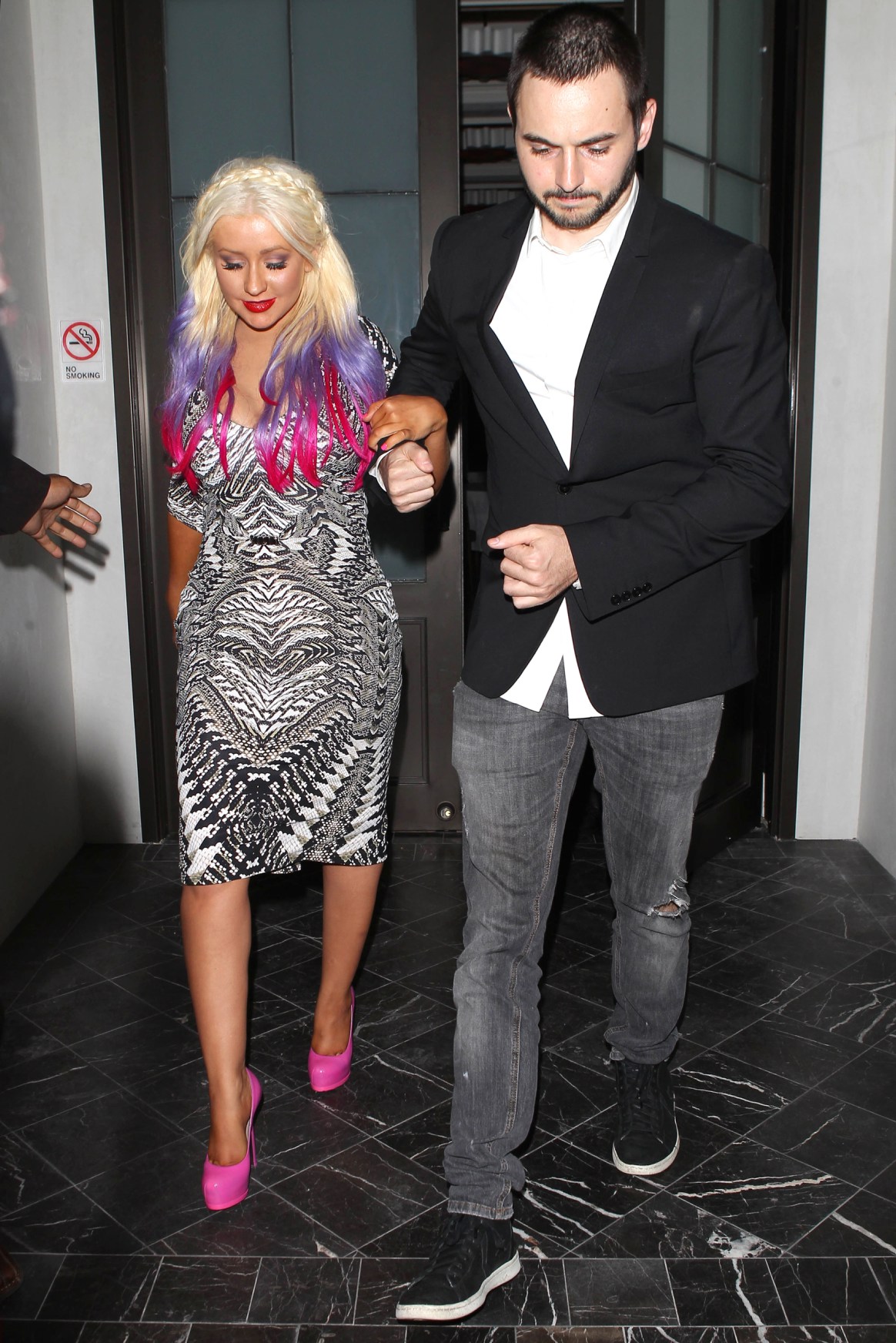 1058043.jpg 1058043.jpg