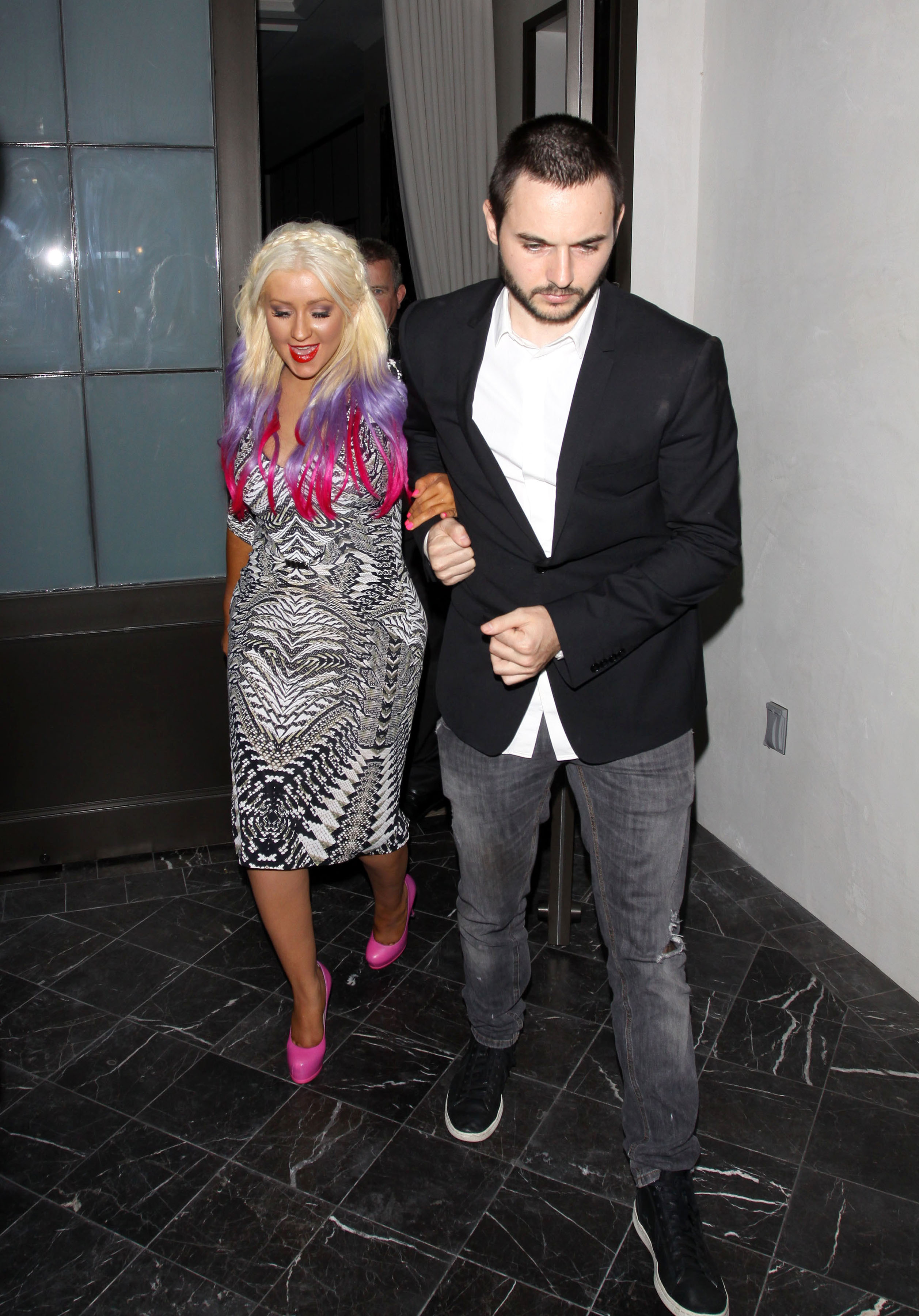 1058062.jpg 1058062.jpg