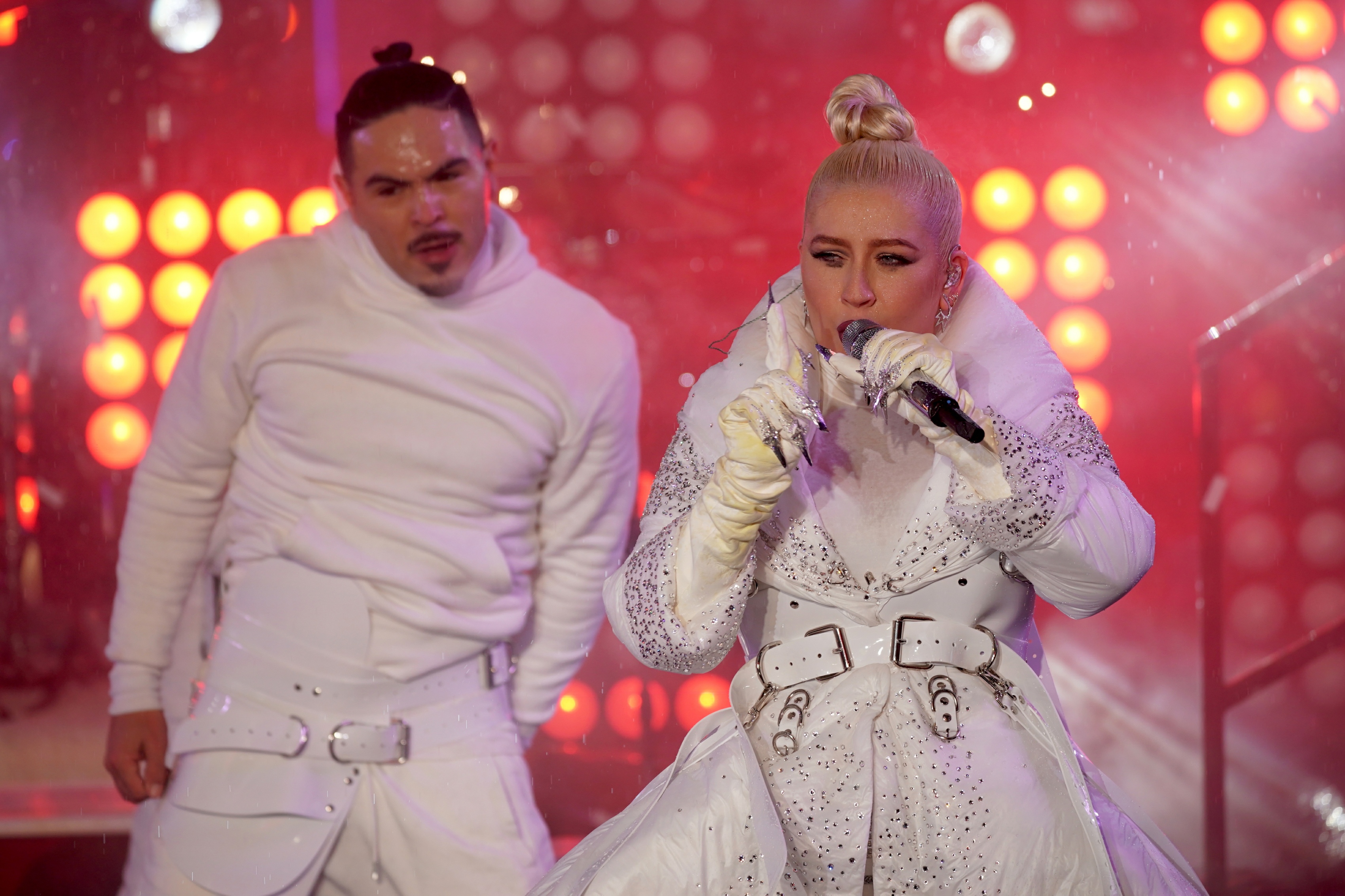 11-104.jpg 11-104.jpg