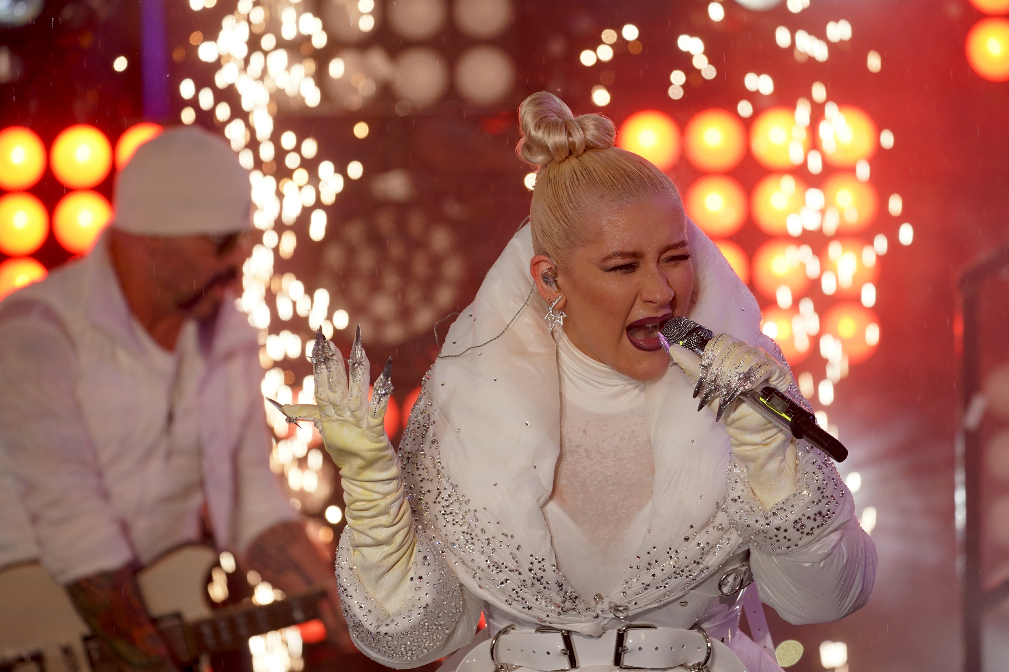 11-112.jpg 11-112.jpg