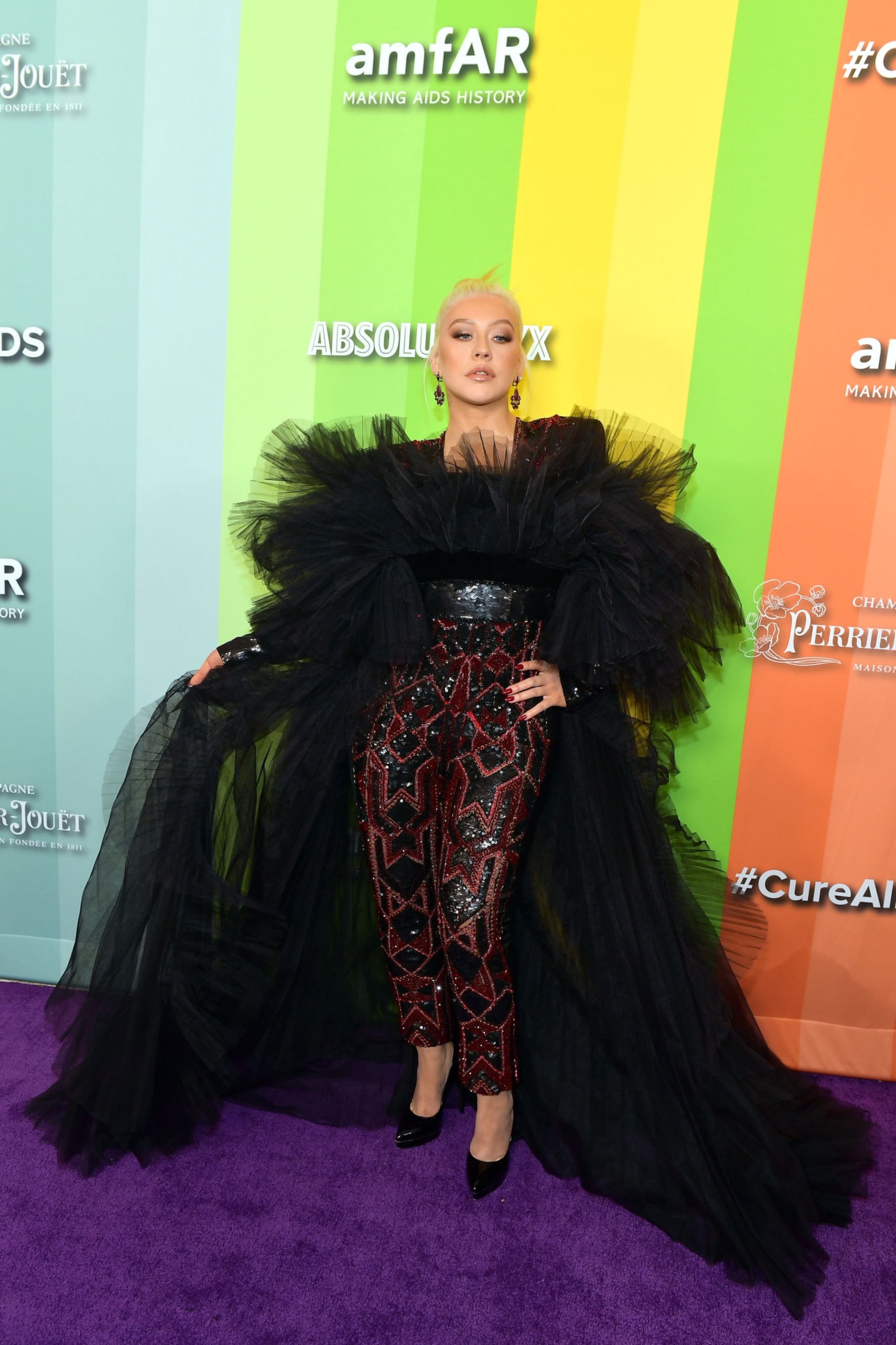 1180334739~0.jpg 1180334739~0.jpg