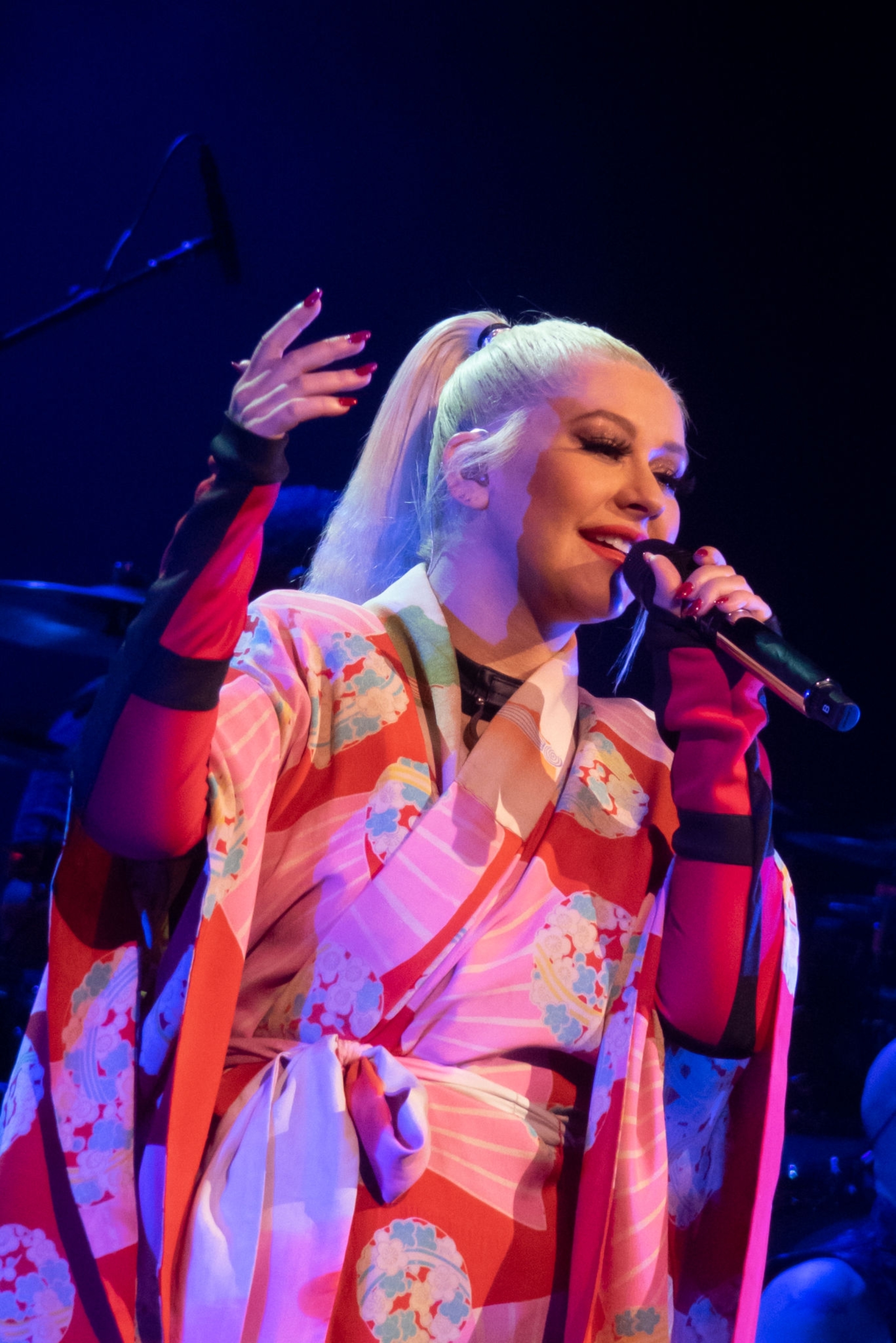 1186880219.jpg 1186880219.jpg