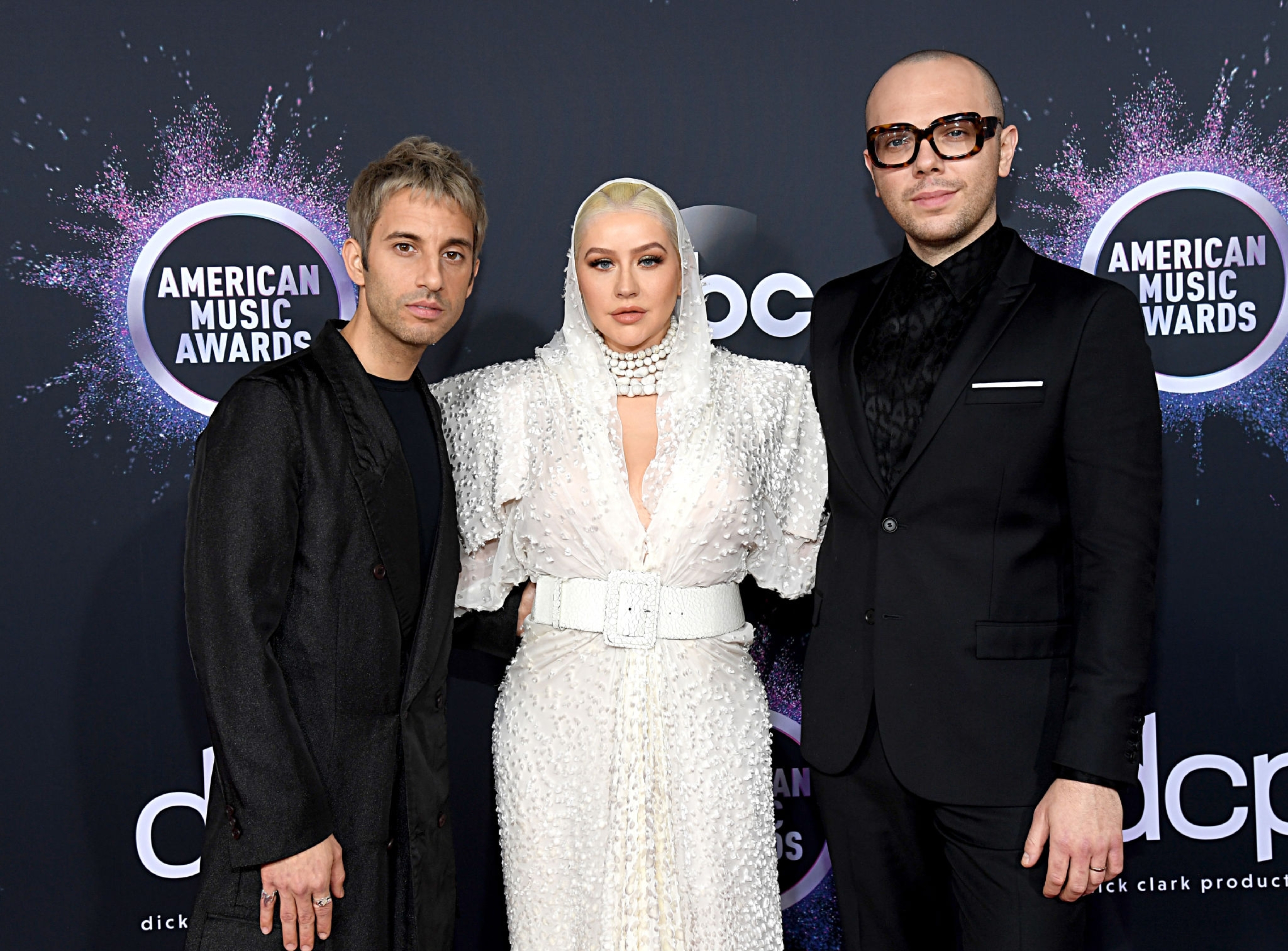 1189838285~0.jpg 1189838285~0.jpg