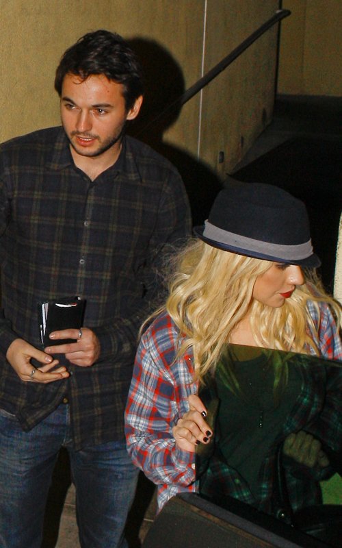 1247007.jpg 1247007.jpg