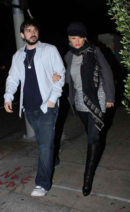 153967-f44fd-21733117-.jpg 153967-f44fd-21733117-.jpg