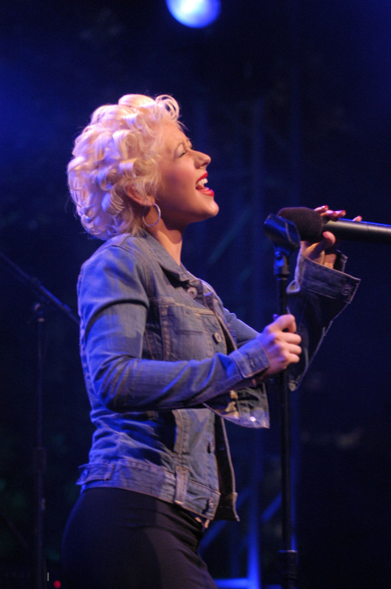 179857242.png 179857242.png