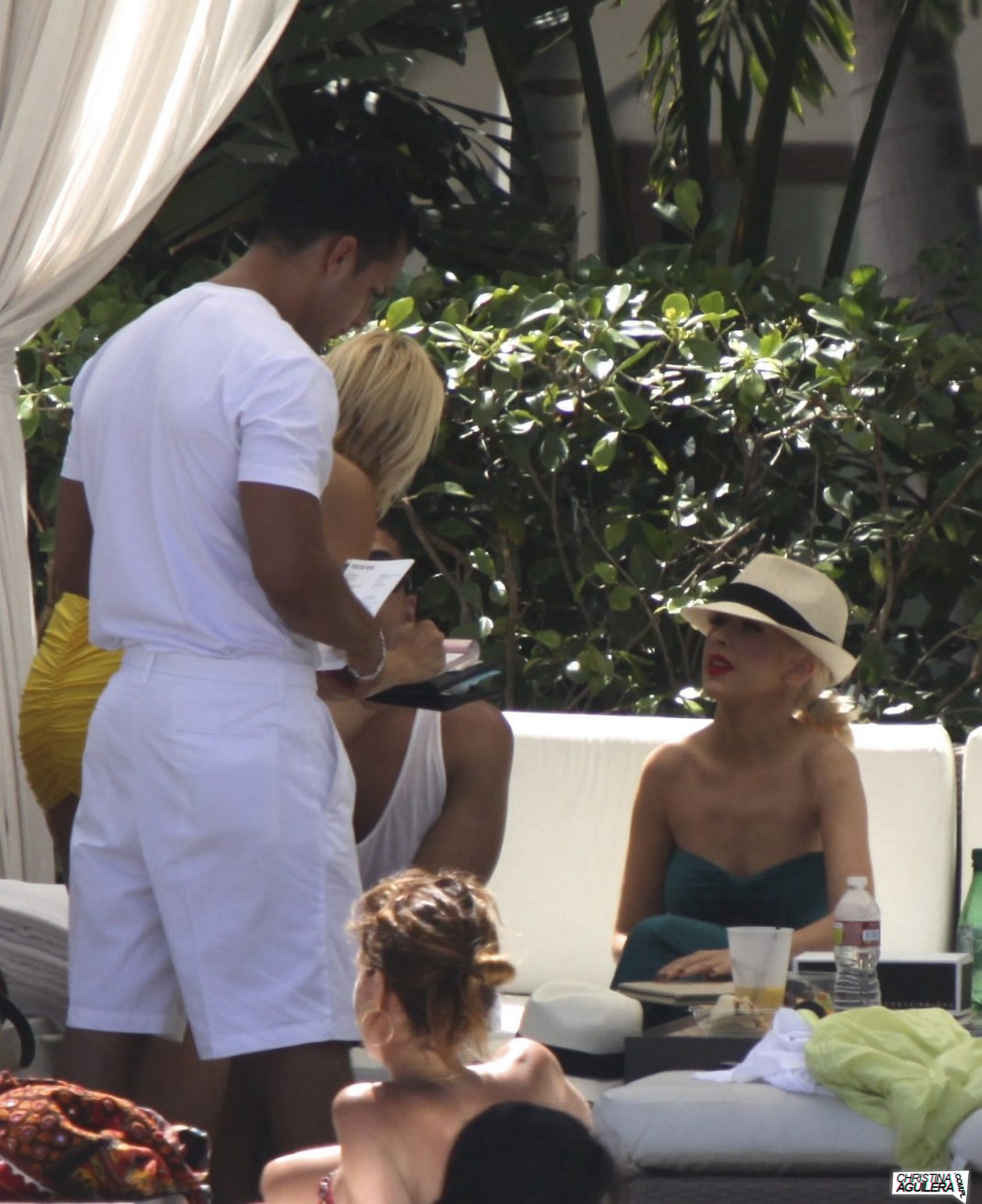 2156026.jpg 2156026.jpg