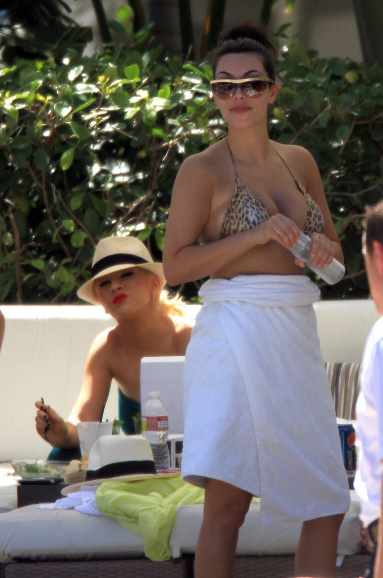 2156050.jpg 2156050.jpg