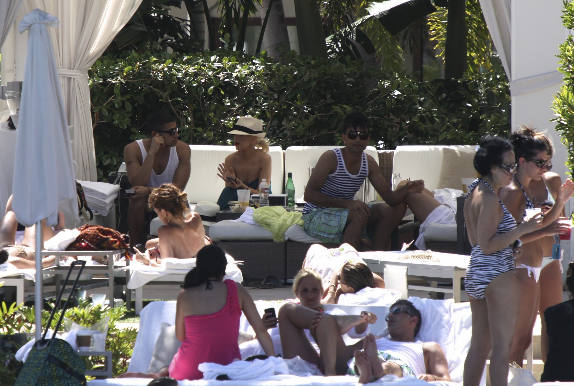 2156071.jpg 2156071.jpg