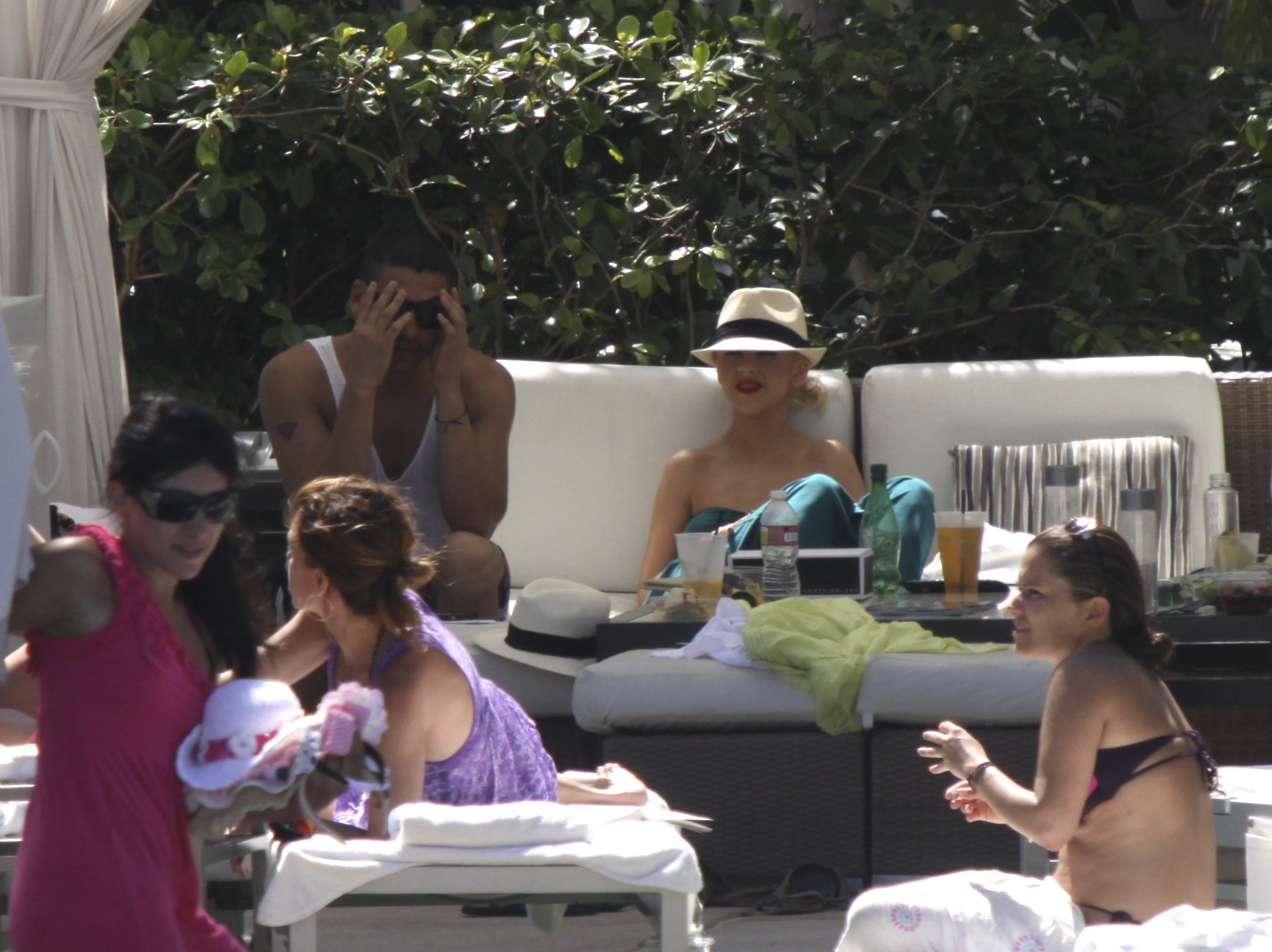 2156077.jpg 2156077.jpg