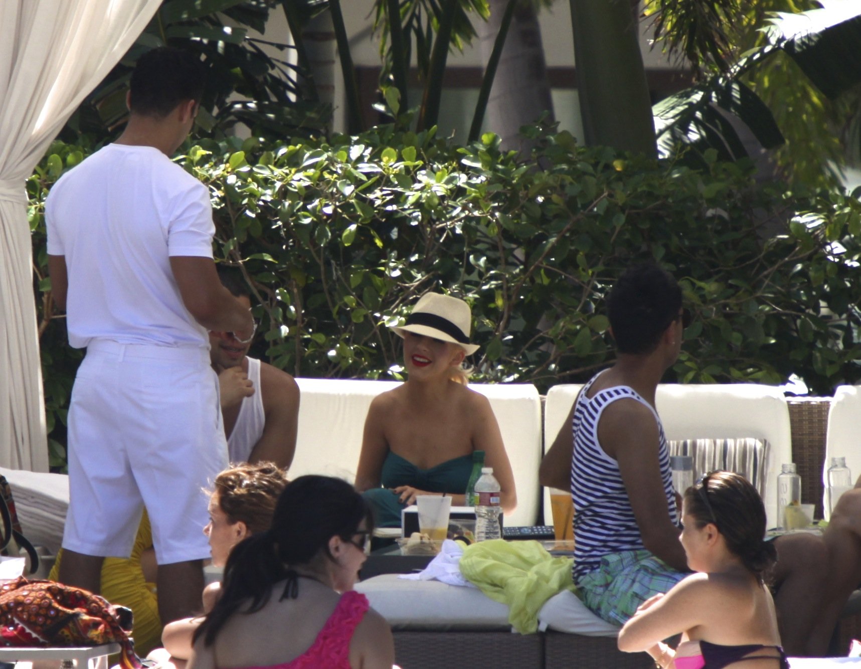 2156079.jpg 2156079.jpg