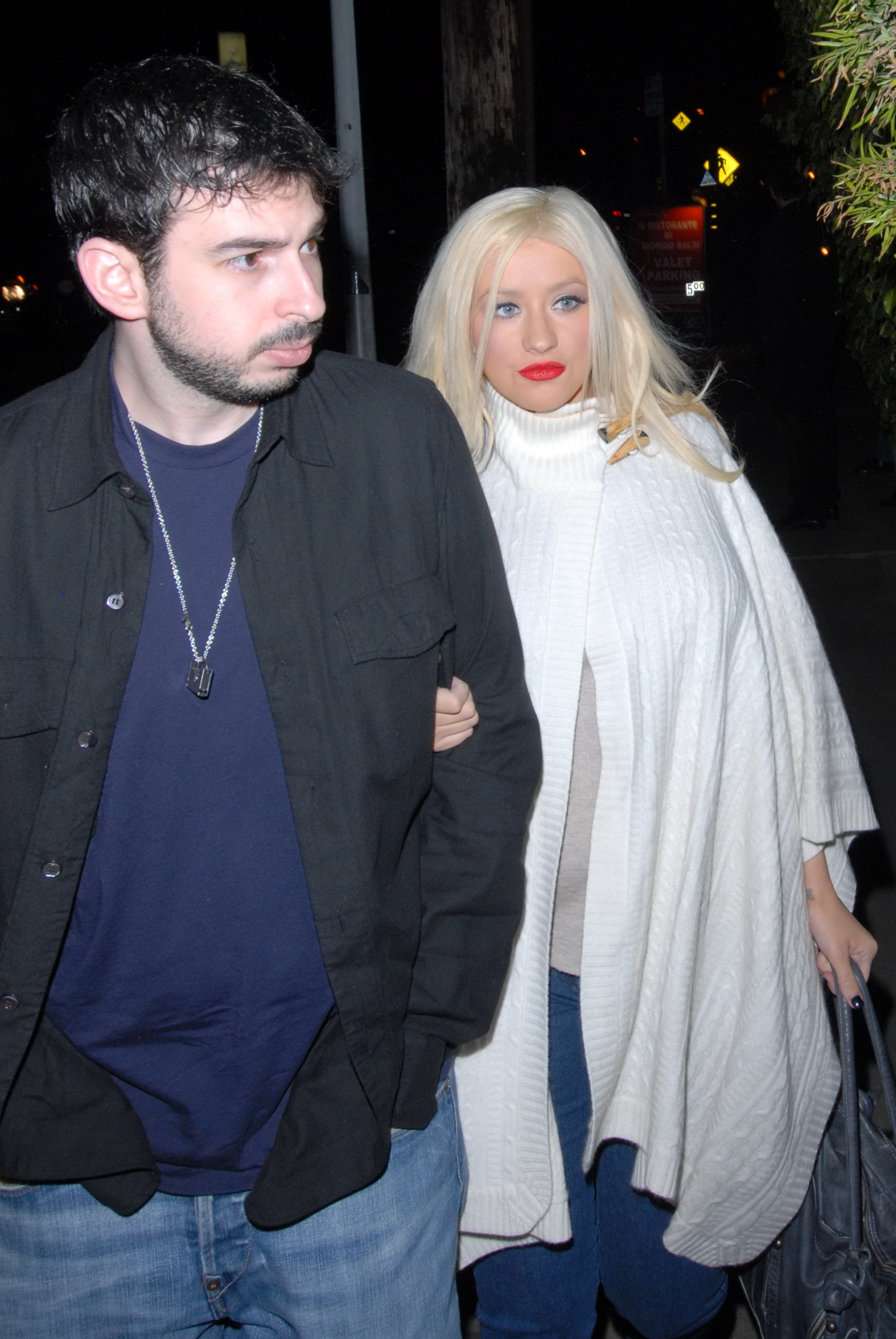 25484578008.jpg 25484578008.jpg