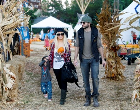 258963019.jpg 258963019.jpg