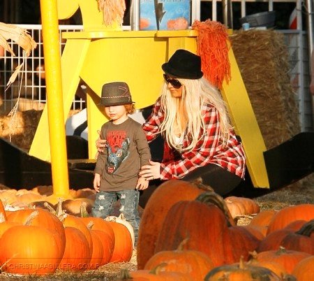 258963030.jpg 258963030.jpg