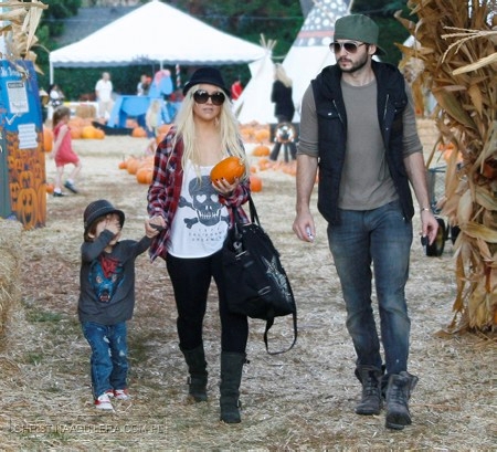 258963033.jpg 258963033.jpg