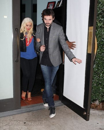 258963037~0.jpg 258963037~0.jpg