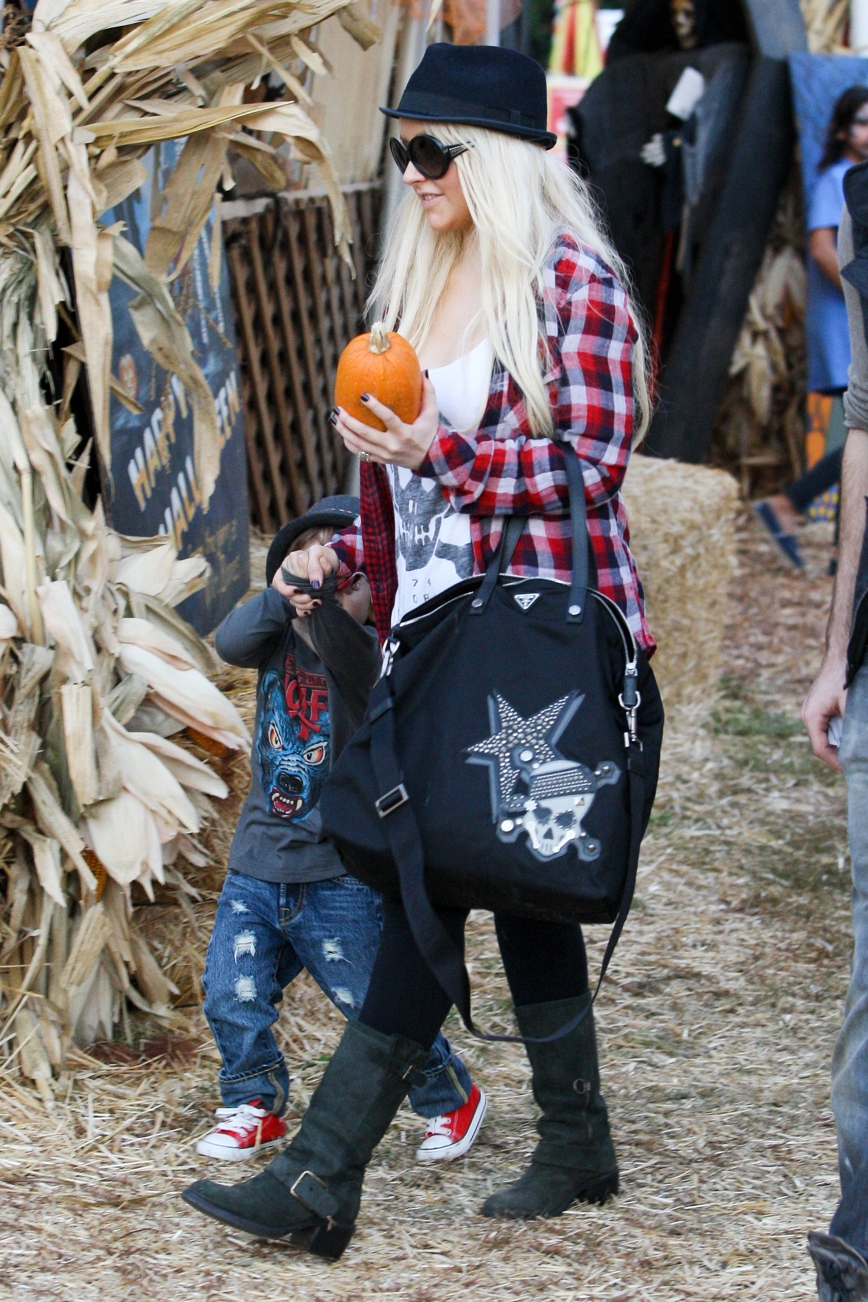 258963048.jpg 258963048.jpg