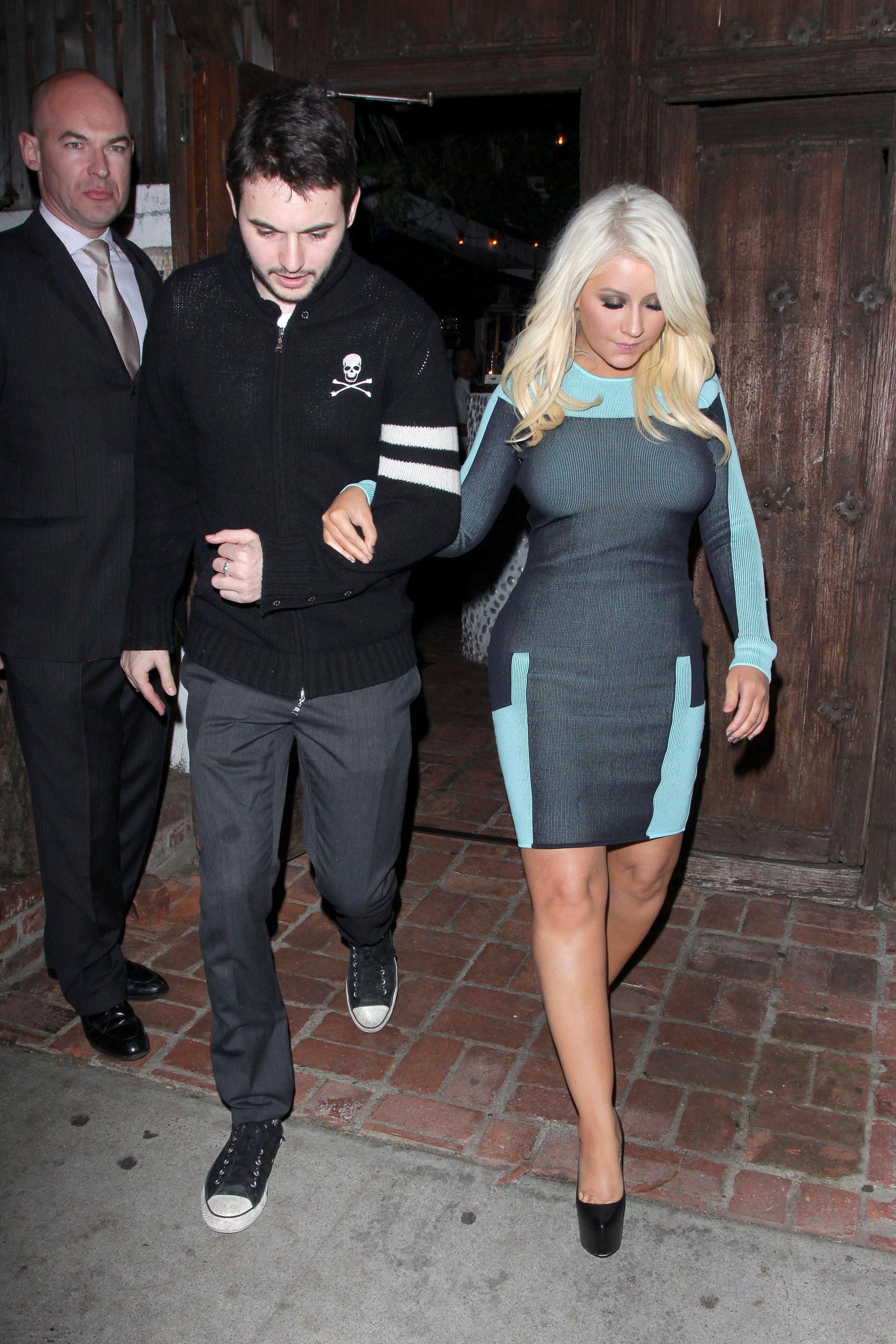 25896478062.jpg 25896478062.jpg