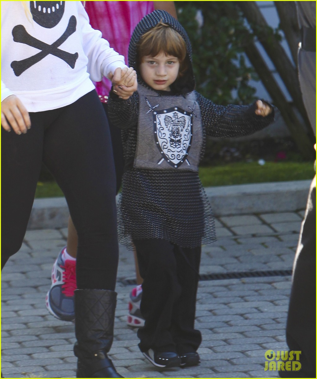 28569006.jpg 28569006.jpg