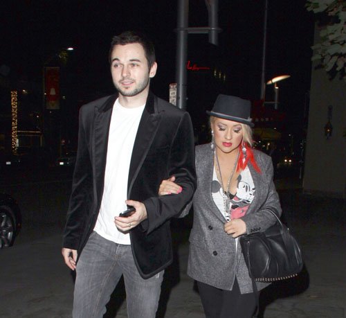 28963009.jpg 28963009.jpg