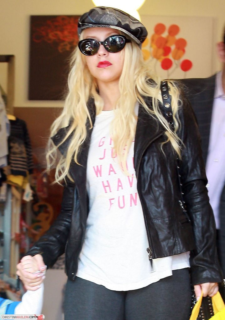 3256009.jpg 3256009.jpg