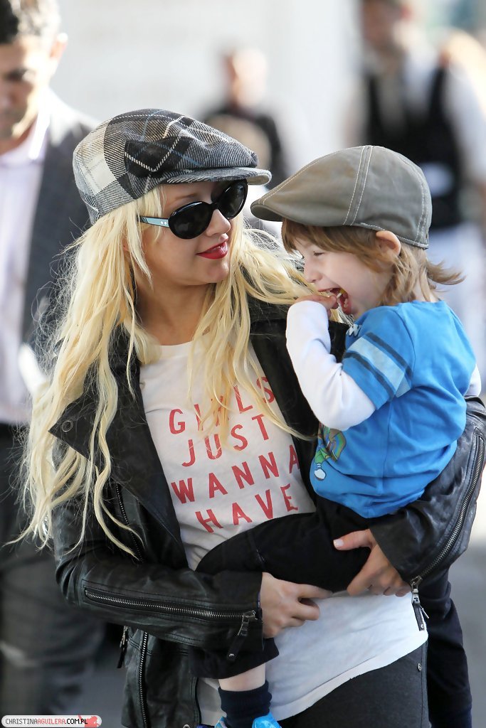 3256062.jpg 3256062.jpg