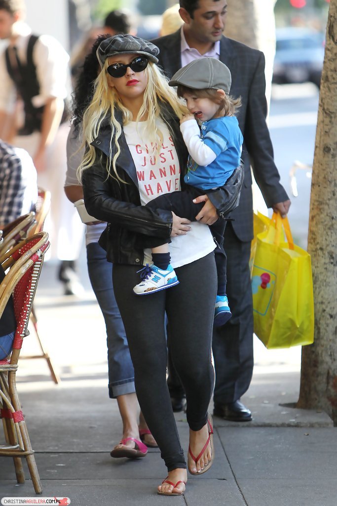 3256070.jpg 3256070.jpg