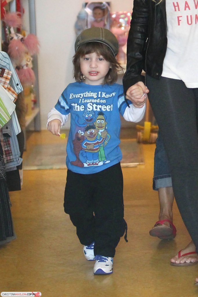 3256081.jpg 3256081.jpg