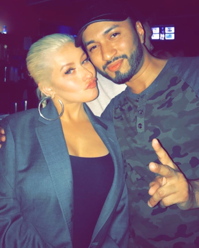 37121553_10217288074133549_398547130840514560_o.jpg 37121553_10217288074133549_398547130840514560_o.jpg