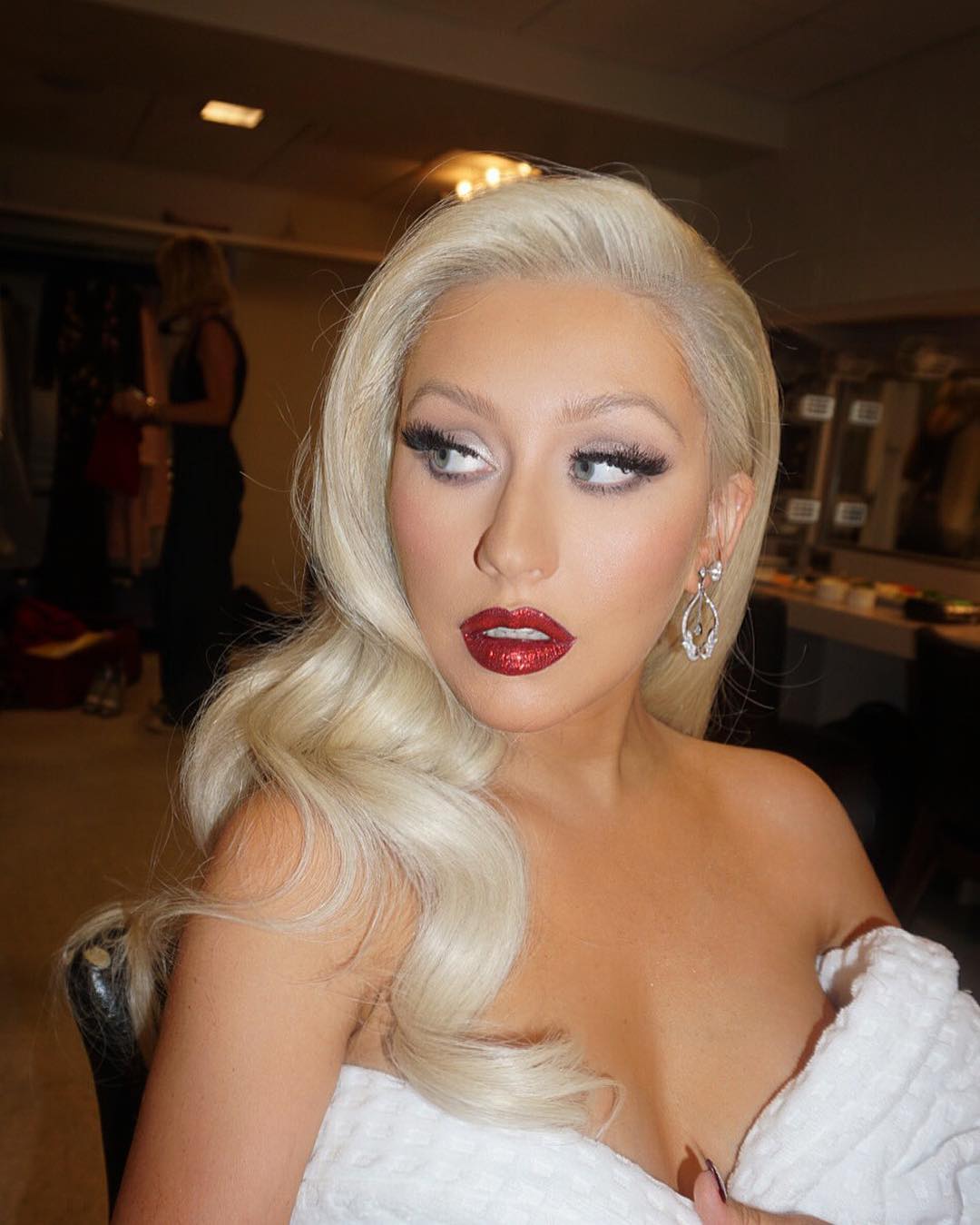 42~0~0.jpg 42~0~0.jpg