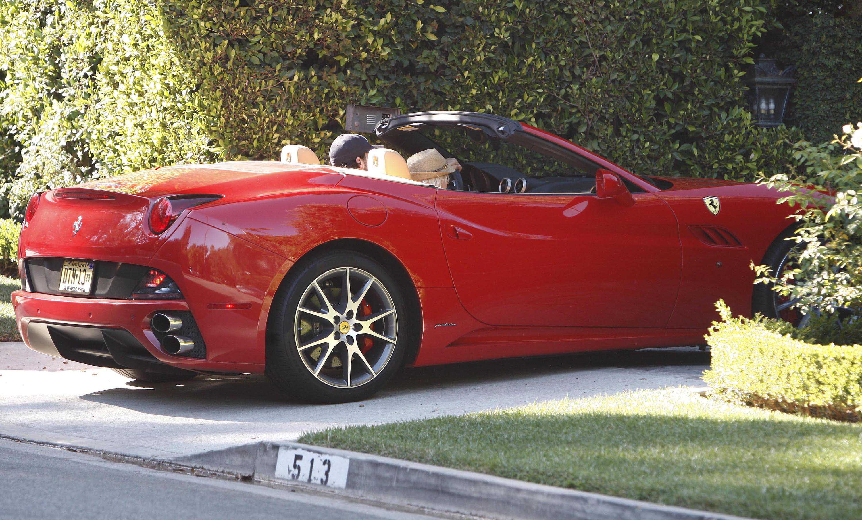 4547001.jpg 4547001.jpg