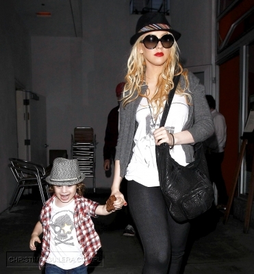 454778034.jpg 454778034.jpg