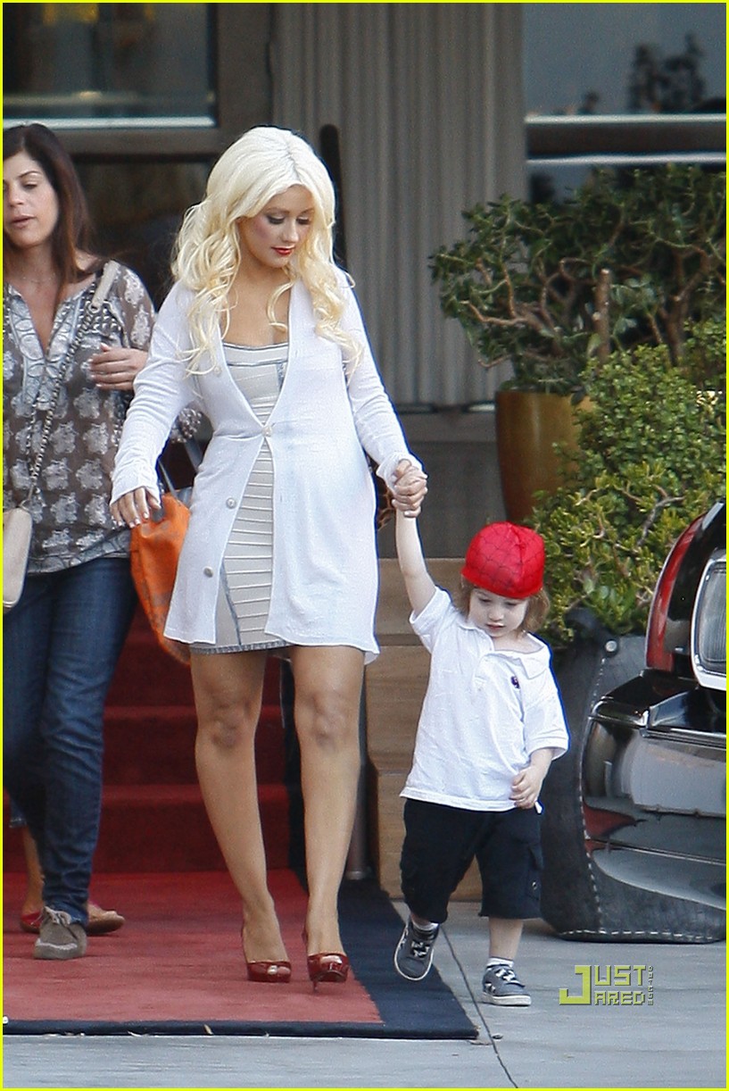 45689011.jpg 45689011.jpg