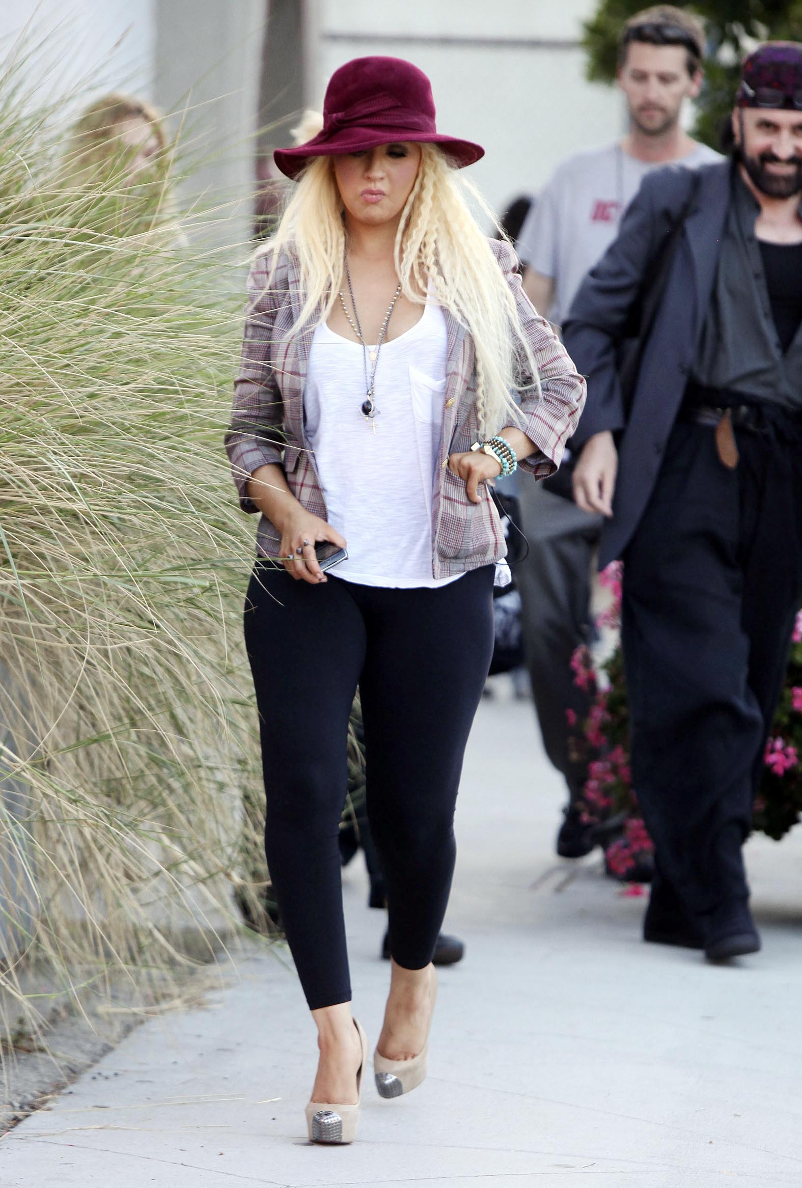 45698006.jpg 45698006.jpg