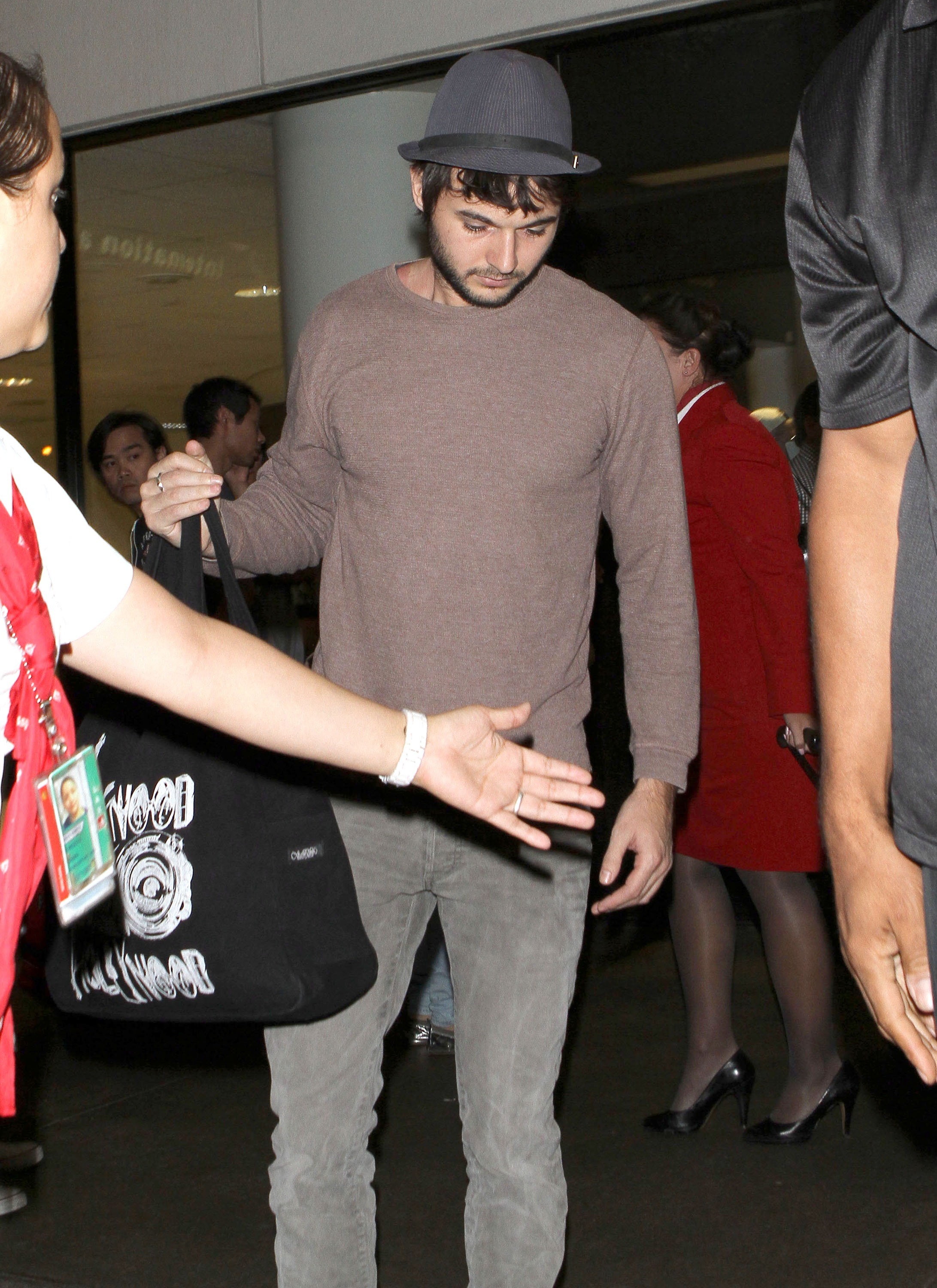 456985022~0.jpg 456985022~0.jpg