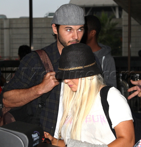 456985043.jpg 456985043.jpg