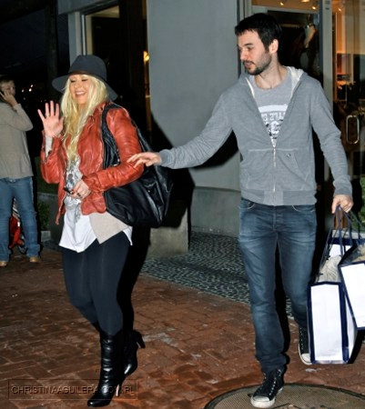 456987006~0.jpg 456987006~0.jpg