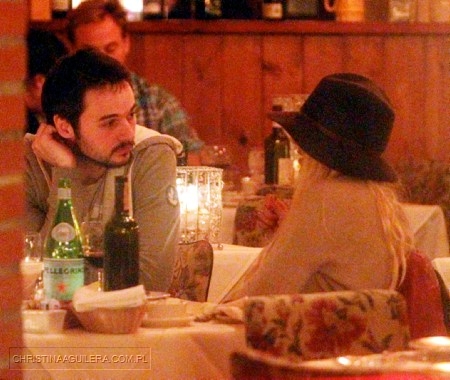 456987017~0.jpg 456987017~0.jpg