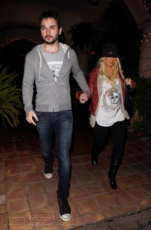 456987028~0.jpg 456987028~0.jpg