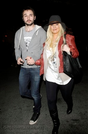 456987035~0.jpg 456987035~0.jpg